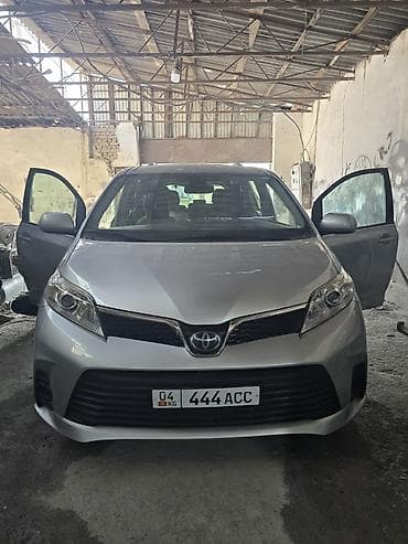 Продажа авто: Toyota Sienna: 2018 г., 3.5 л, Автомат, Бензин, Минивэн — 1