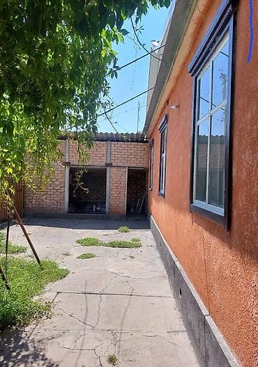 Недвижимость: Дом на ул. Курчатова, 35. - Площадь дома: 80 кв. м - Участок: 5,5 — 2