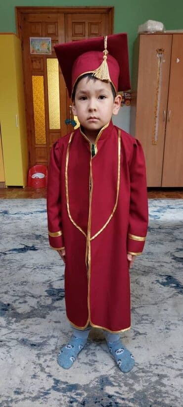 Пифагор_кидс: Сдаются мантии на Выпускной для садика, для школы первого класса, для