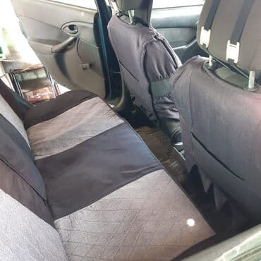 срочно продам авто в связи с переездом: Ford Focus: 2002 г., 1.6 л, Механика, Бензиновая, Хэтчбэк — 4