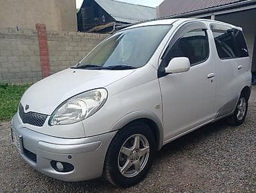 town ace: Toyota Funcargo: 2003 г., 1.5 л, Автомат, Бензин, Минивэн — 3