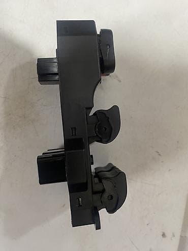 пульт хонда: Блок кнопок управления стеклоподъемниками (водительская дверь) — 2