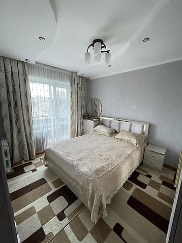 Квартиры: 3 комнаты, 70 м², Индивидуалка, Индивидуалка, 4 этаж, Косметический ремонт — 1