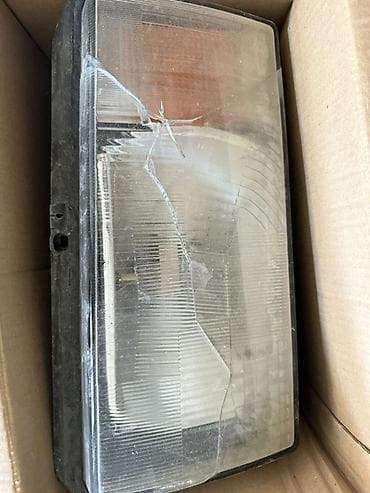 полик 5 д: Фары передние на Lada ВАЗ-2107 оригинальные один из них имеет трещину — 1