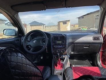 талас авто: Toyota Avensis: 2002 г., 1.8 л, Кол менен иштөөчү, Бензин, Лифтбек — 8