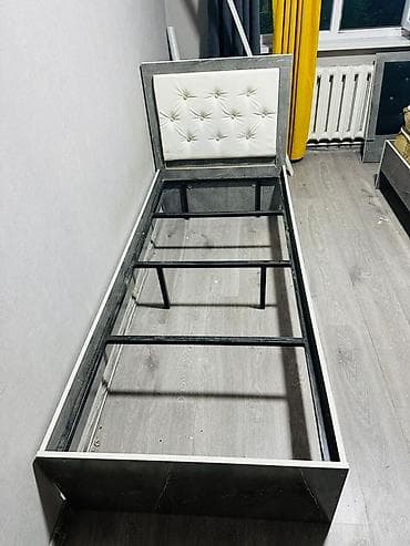 мебел кровать: Шкаф и односпальная кровать — комплект для спальни/гостевой комнаты — 3