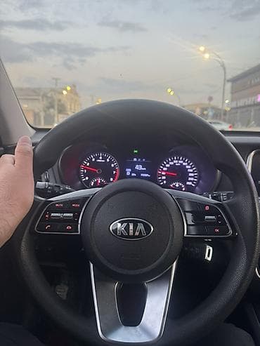avante xd: Kia K5: 2018 г., Автомат, Седан — 2