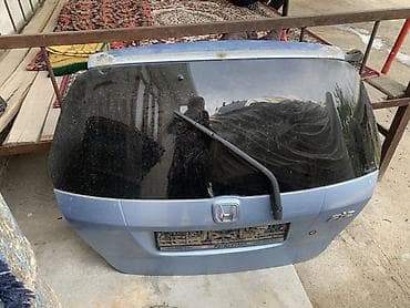 люк на 124: Крышка багажника Honda, 2004 г., Б/у, Оригинал — 1