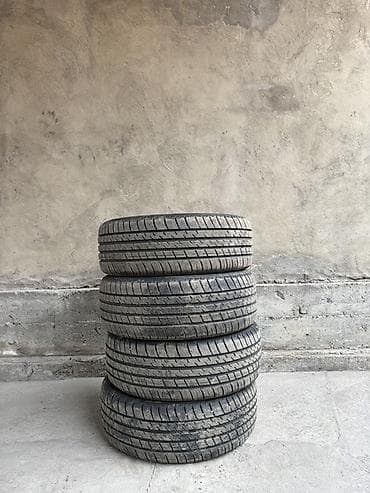 диски на степ: Комплект из 4 летних шин 215/55 R17 98W. - Размер: 215/55 R17 - — 2