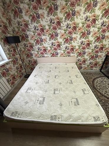 кровать из паллет: Двуспальная кровать, С матрасом, длина - 200 см — 2