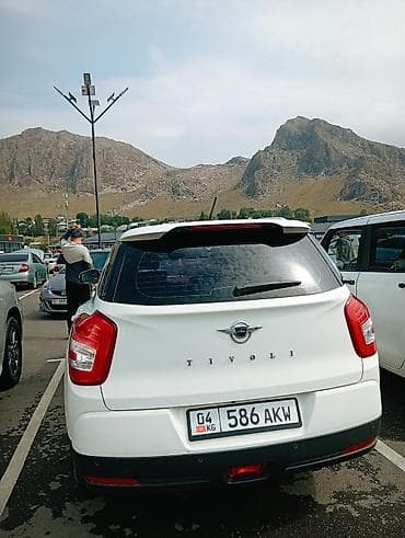 byd e2 2021: Ssangyong Tivoli: 2018 г., 1.6 л, Автомат, Дизель, Кроссовер — 2