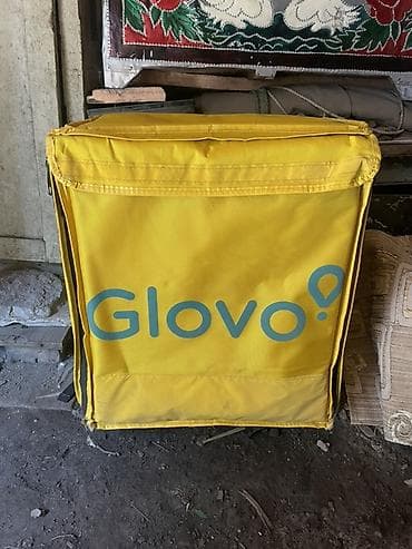 Терморюкзак курьера Glovo - Форм‑фактор: квадратный рюкзак‑короб для — 1