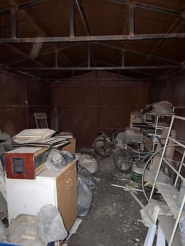 распродажа гаража: Продаю Гараж Аламедин 1 район он очень большой надо покрасить чуть — 5