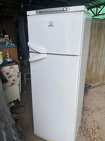 лампы для освещения: Холодильник Indesit, Двухкамерный — 4