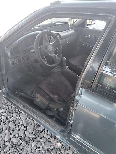 tayota progres: Mazda 626: 1991 г., 2 л, Механика, Бензин, Седан — 8