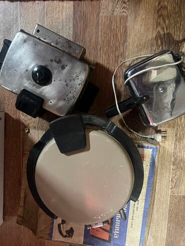 ПРОДАЁТСЯ ВАФЕЛЬНИЦА СССР