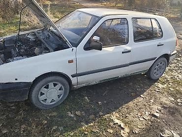 lada vaz2107: Volkswagen Golf: 1993 г., 1.4 л, Механика, Бензин, Хэтчбэк — 5