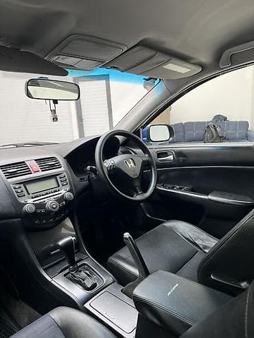 camry 55 exclusive: Honda Accord: 2003 г., 2 л, Автомат, Бензин, Седан — 10