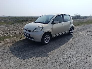 Daihatsu Sirion: 2007 г., 1.3 л, Механика, Бензин, Хэтчбэк