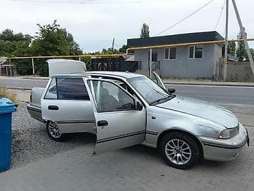 Daewoo Nexia: 2003 г., 1.6 л, Механика, Бензин, Седан at lalafo.kg Daewoo Nexia: 2003 г., 1.6 л, Механика, Бензин, Седан