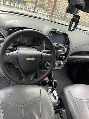 1: Chevrolet Spark: 2019 г., 1 л, Вариатор, Бензин, Хэтчбэк — 5