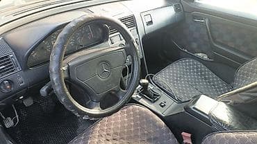 sprinter 4 4: Mercedes-Benz C-Class: 1994 г., 2.2 л, Механика, Бензин, Седан — 2