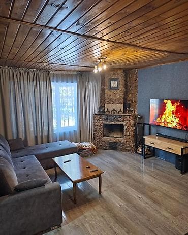 черная речка: 🏡 Продается уютный дом у реки Аламедин! . 💰 Цена: 275 000 сом. 📍 — 9
