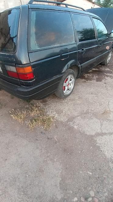 e60 m5: Volkswagen Passat: 1990 г., 1.8 л, Механика, Универсал — 4