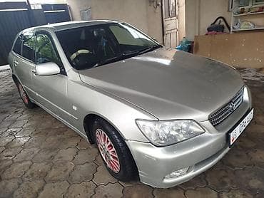 Toyota Altezza: 2003 г., 2 л, Автомат, Бензин, Универсал — 5