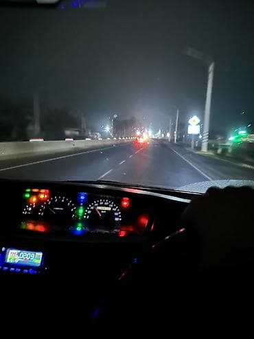 Toyota: Toyota Voxy: 2002 г., 2 л, Автомат, Бензин, Минивэн — 8
