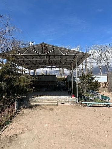 контейнер будка: Гостевой двор с корпусом номеров и просторным двориком - Комплекс — 2
