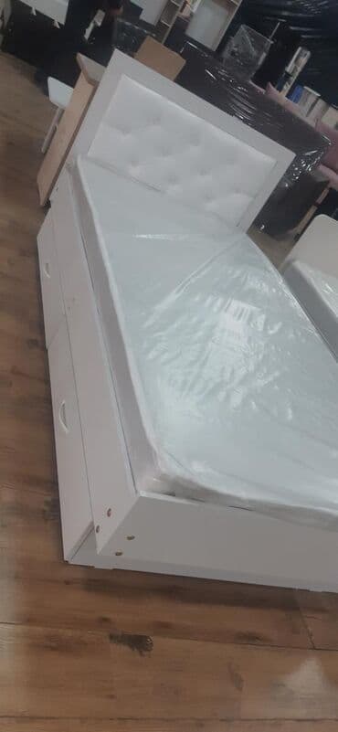 односпальная кровать с матрасом бишкек: Кровать одно спальный размер 90/200 наличии есть с матрасом 13000 — 3