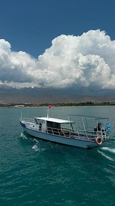 Унаа: Прогулочный катер для водных экскурсий от 12 до 15 человек - — 4