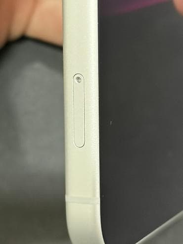 aula f75 pro: IPhone 17 Pro Max, Новый, 256 ГБ, Серебристый, Кабель — 4