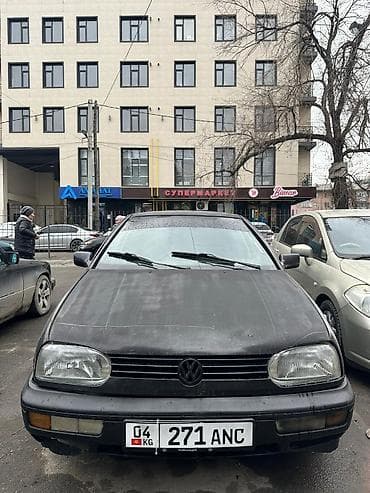 Volkswagen: Volkswagen Golf: 1993 г., 1.8 л, Механика, Бензин, Хэтчбэк — 1