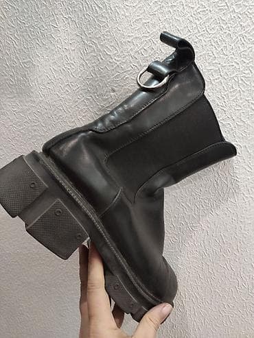 хром сапаги: Черные ботинки в брутальном стиле - Модель: кожаные шнурованные — 9