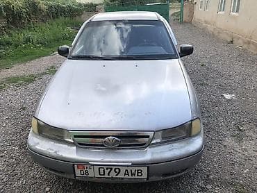 Daewoo Nexia: 1995 г., 1.5 л, Механика, Бензин, Седан