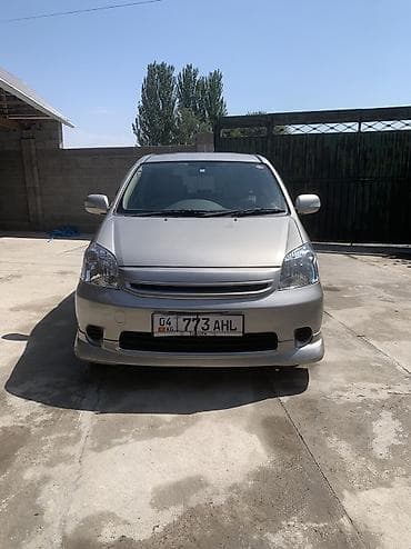 юмузу трактор: Toyota Raum: 2003 г., Автомат, Бензин — 2