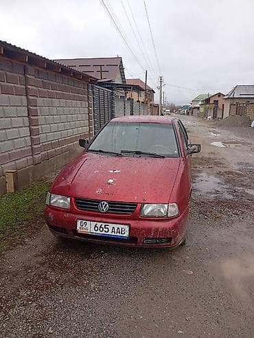 highlander 2012: Volkswagen Polo: 1999 г., Ручные, Бензин, Седан — 1