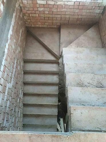 лес: Бетонная лестница Для дома, Гарантия, Форма лестницы: Много-маршевая, Стиль: Лофт — 9