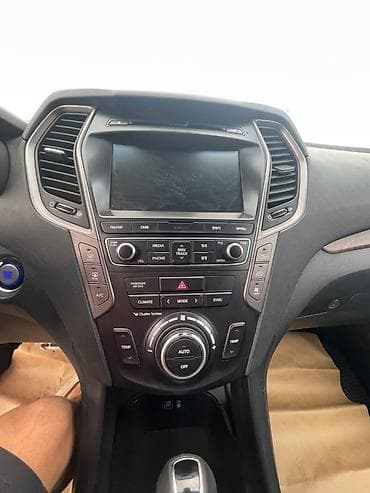 маши: Hyundai Santa Fe: 2015 г., 2.2 л, Автомат, Дизель, Кроссовер — 3