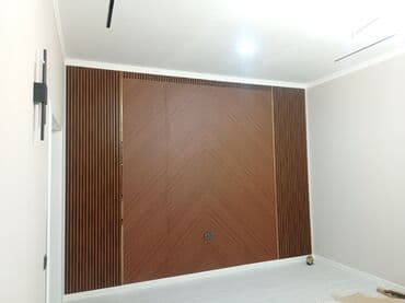 1 комнатный дом: Тв зона бамбуковый панель# 3д панели рейки#молдинг#потолочные — 8