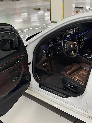 x 7: BMW 5 series: 2021 г., 2 л, Дизель, Седан — 4