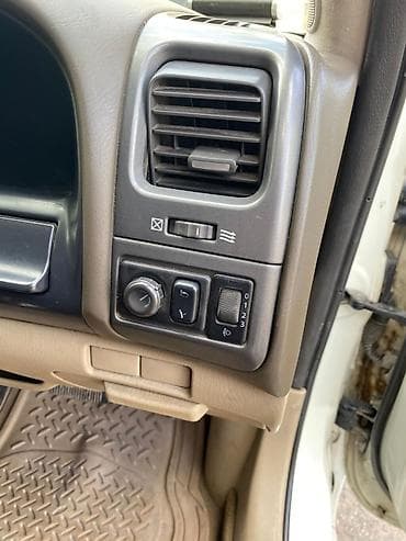 габариты: Nissan Maxima: 2002 г., 2.5 л, Автомат, Бензин, Седан — 9