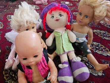 Игрушки: Продам набор больших различных кукол. Этот разнообразный набор — 3