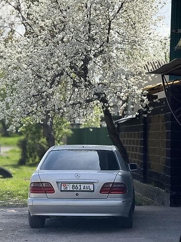 Mercedes-Benz E-Class: 2001 г., 3.2 л, Автомат, Седан — 7