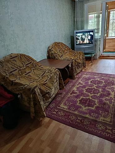 Недвижимость: 3 комнаты, Боконбаева/Уметалиева Собственник, Студентам, от 6 месяцев, С мебелью — 4