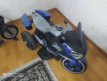 Детские самокаты: Детский электрокар, Б/у — 1