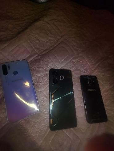 дишовый телефон: Смартфоны (набор из 3 устройств) Состав: - Samsung (градиентный — 1