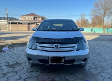 бу наборы ключей: Toyota ist: 2003 г., 1.5 л, Автомат, Бензин, Хэтчбэк — 1